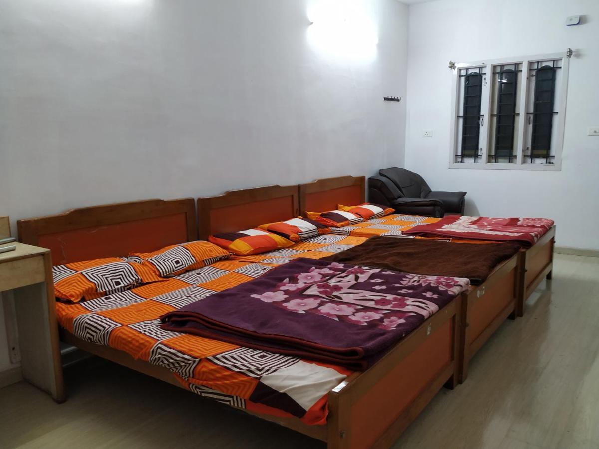White House Anandagiri Hostel Kodaikanal Bagian luar foto