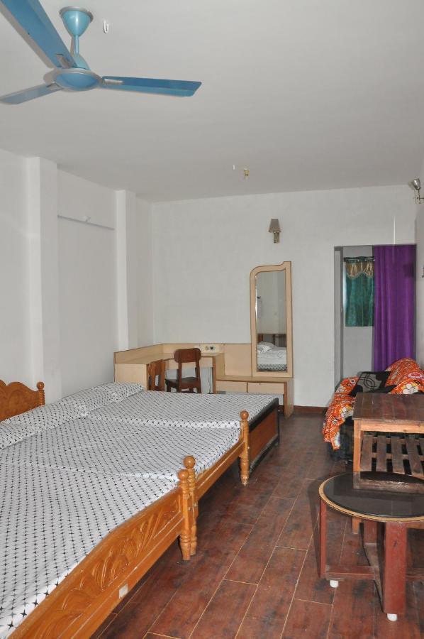 White House Anandagiri Hostel Kodaikanal Bagian luar foto